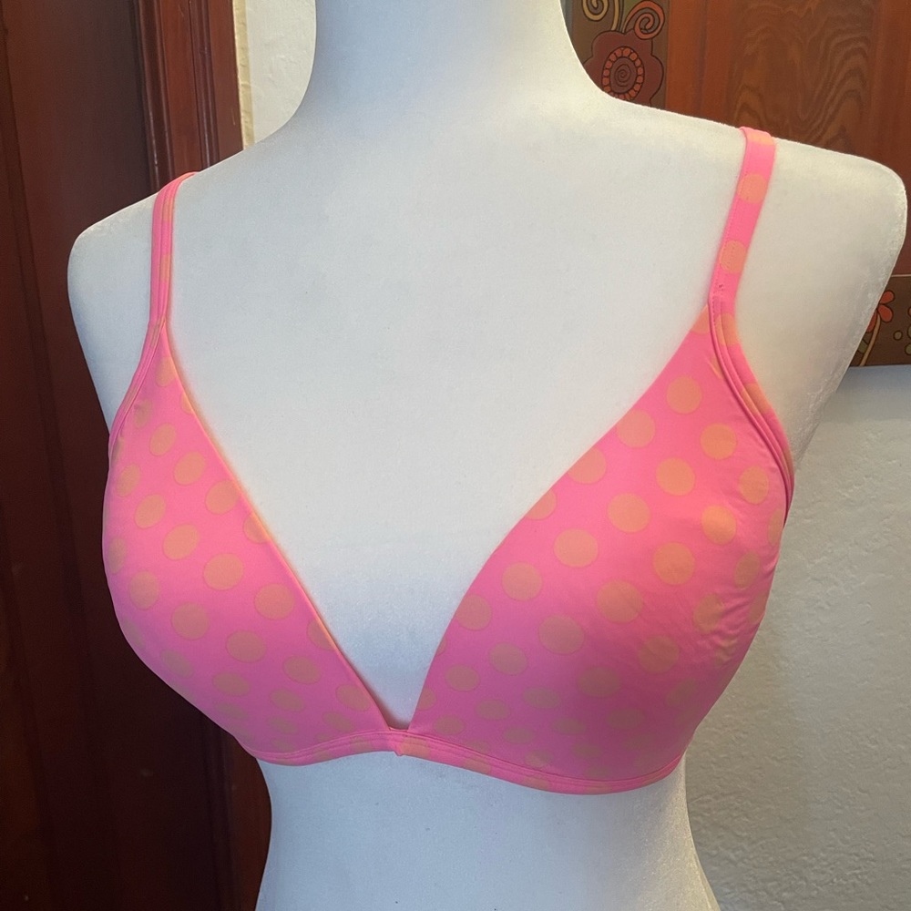 2 for $35 🛍️⭐️ Gap body wire free bra 😃